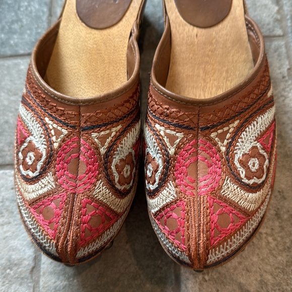 Carlos by Carlos Santana boho clogs size 7 GUC - Picture 3 of 8